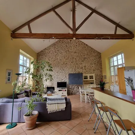 La Recreation _ Ancienne Ecole De 1850 Renovee En 招待所 米西亚克