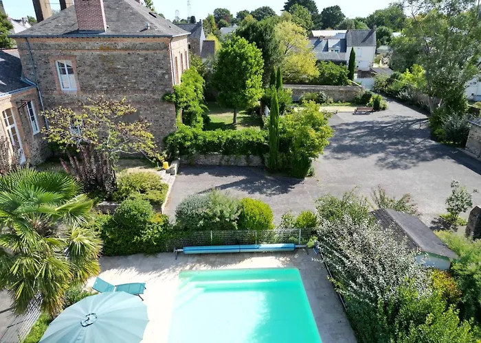 La Recreation _ Ancienne Ecole De 1850 Renovee En 미실락